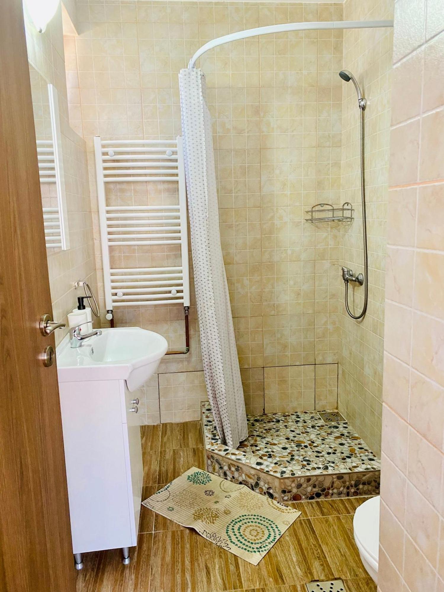Casa Victoria 호텔 Cîrţişoara 외부 사진